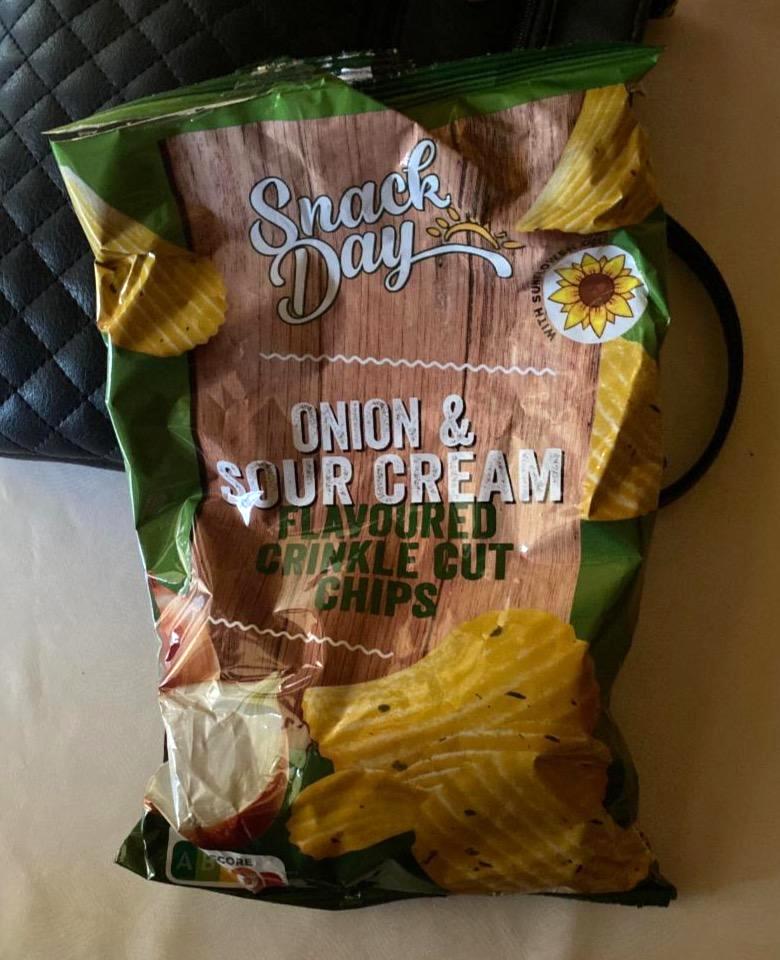 Képek - Onion & Sour cream chips Snack Day