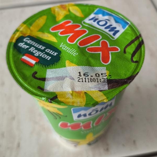 Képek - Mix vaníliás krém joghurt Nöm