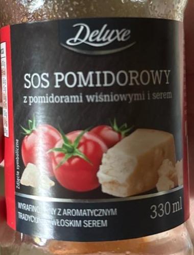 Képek - Tomato sauce with sun ripe cherry tomatoes and cheese Deluxe
