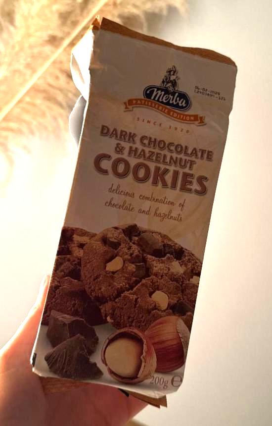 Képek - Dark Chocolate & Hazelnut cookies Merba