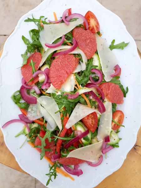 Grapefruit saláta